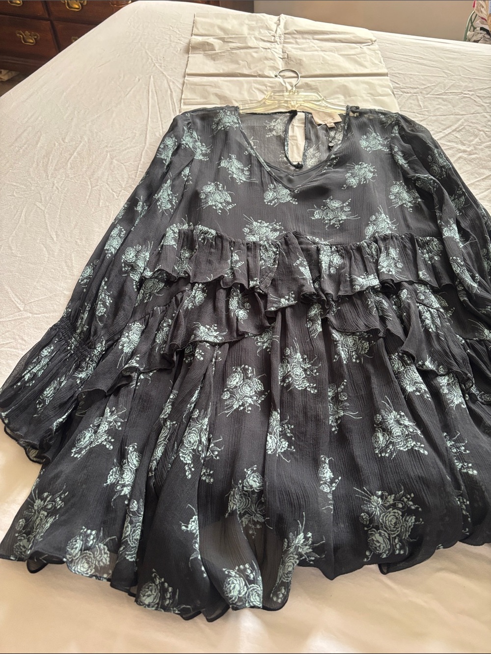 Cinq a sept: Dark silk dress with ruffle and gathered long sleeve